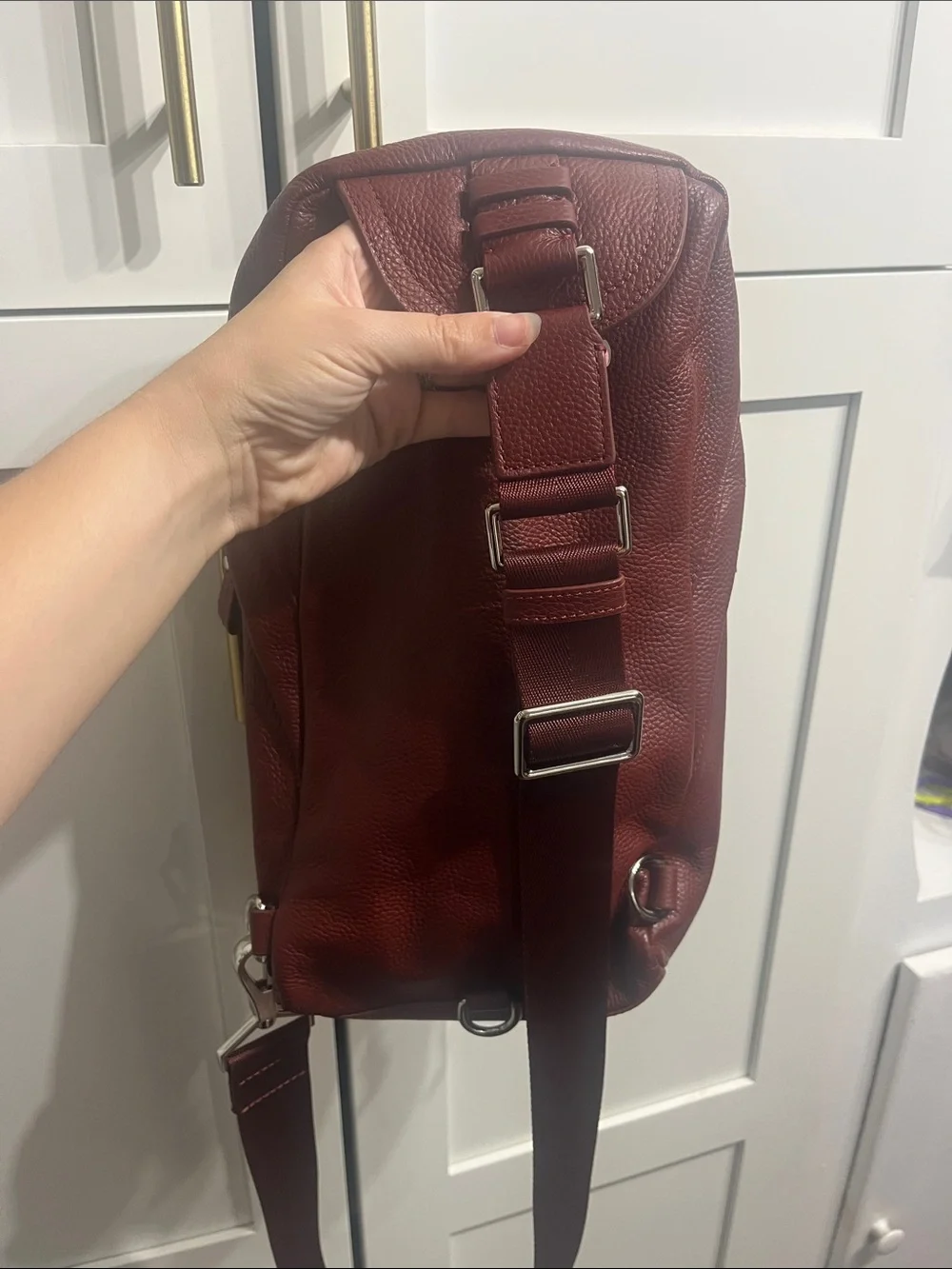 Men's Burgundy Leather Crossbody Bag with Adjustable Strap